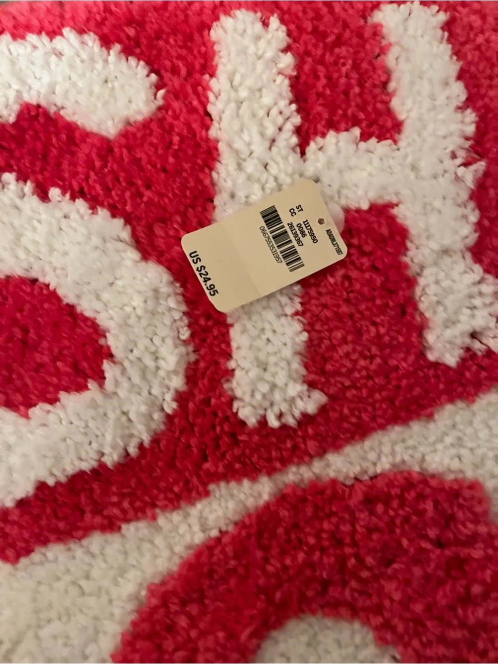PINK Victoria's Secret Fuchsia and White Tufted Bath Mat